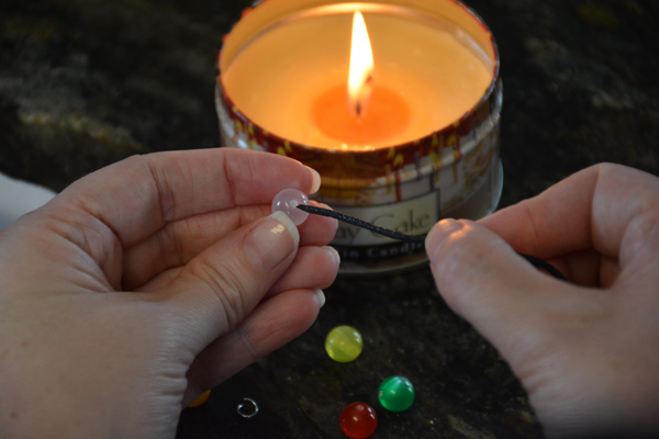 how-to-put-bead-on-jewelry-cord-6